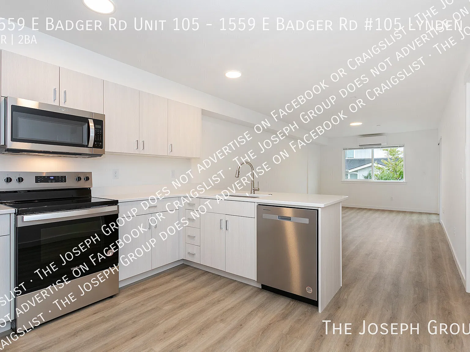 Town's Edge Apartments - 1555 E Badger Rd — Photo 2