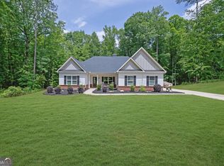 125 Hawthorn Ln, Covington, GA 30014