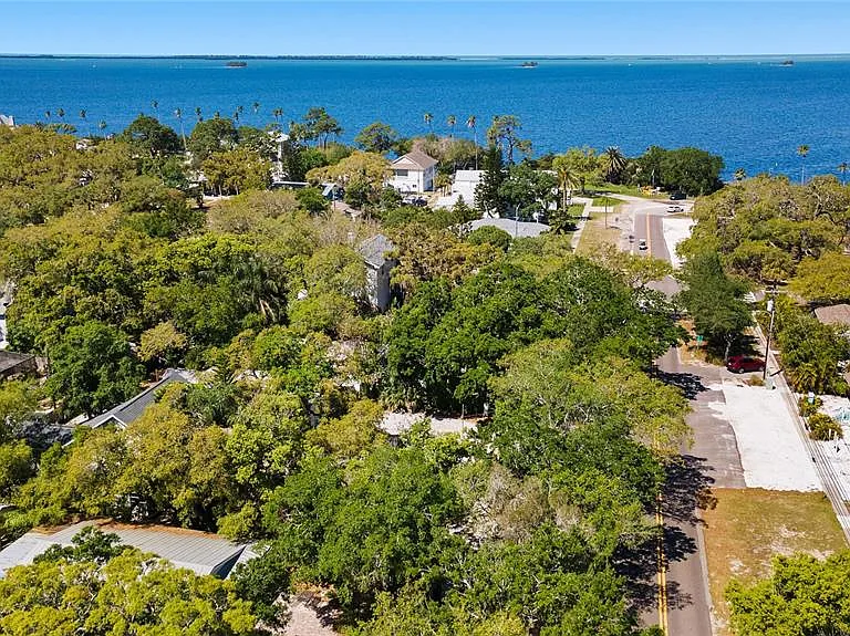 515 Crystal Beach Ave — Photo 47