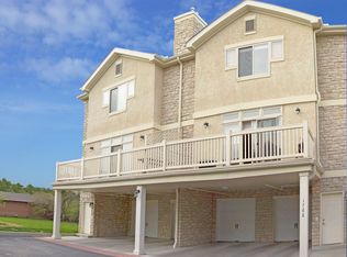 1766 Ridgecliff Rd, Upper Arlington, OH 43221