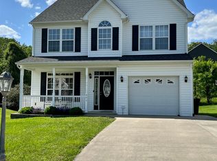 903 Geoffrey St, Staunton, VA 24401