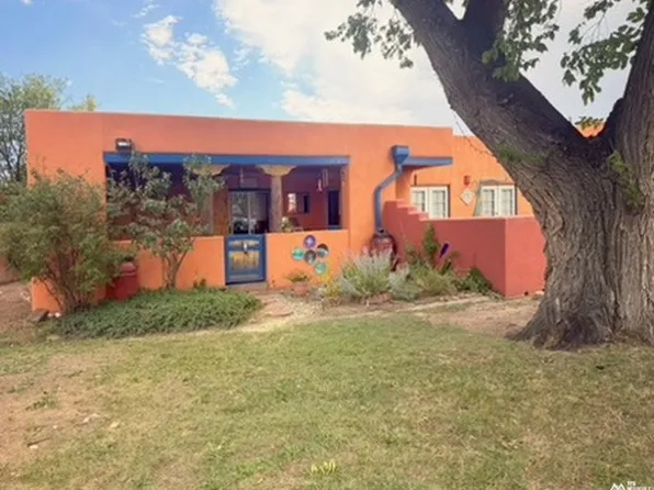 1123 Grand Ave, Las Vegas, NM 87701
