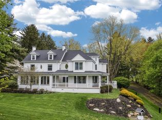 9730 Harmony Dr, Pittsburgh, PA 15237