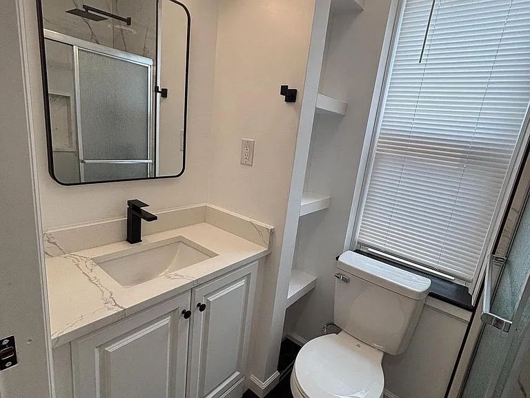 2070 E Lippincott St — Photo 14