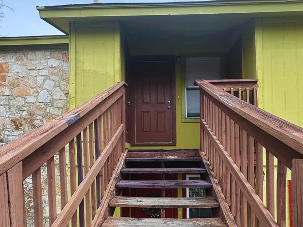 2202 Tabor Ct APT C, Austin, TX 78748