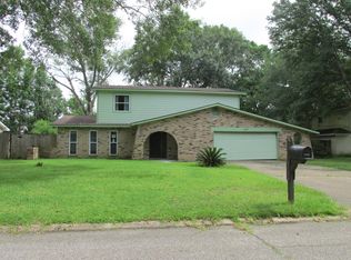 2418 Northridge Dr, Gautier, MS 39553