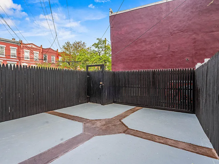 800 Ocean Ave #1 — Photo 26