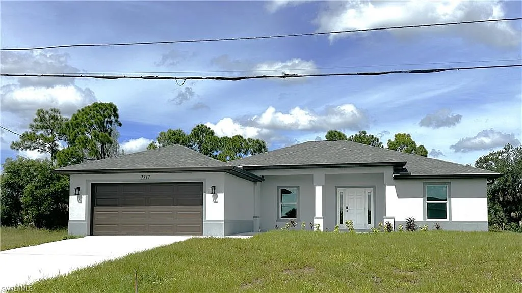 Cape Coral — Photo 1