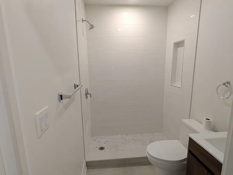 1865 Davenport Rd #2 — Photo 6