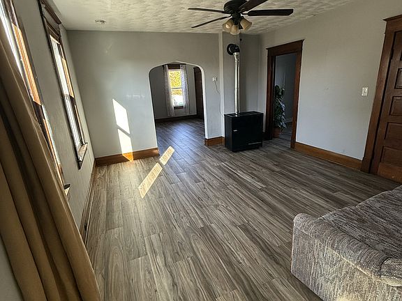 3rd image of 43 Laux St Unit 2