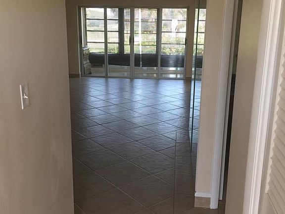 4th image of 1101 Crystal Lake Dr APT 207