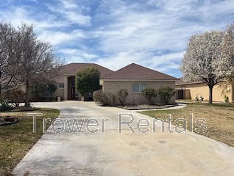 8104 San Antonio St — Photo 21