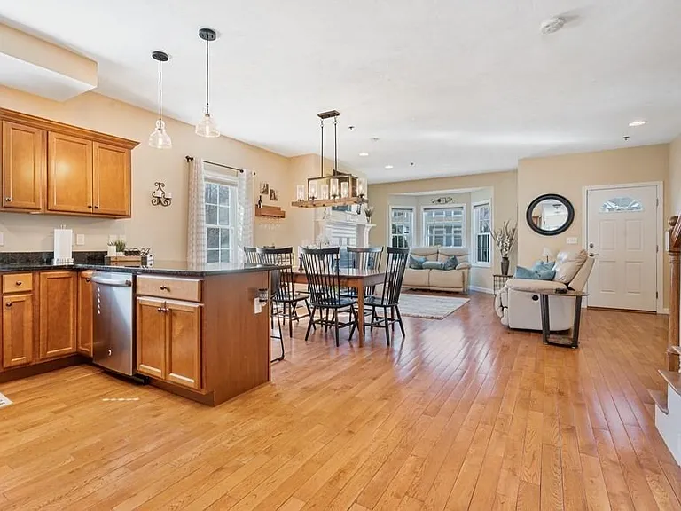 20 Denworth Bell Cir — Photo 8