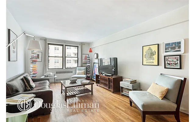 Sold by Douglas Elliman | media 8