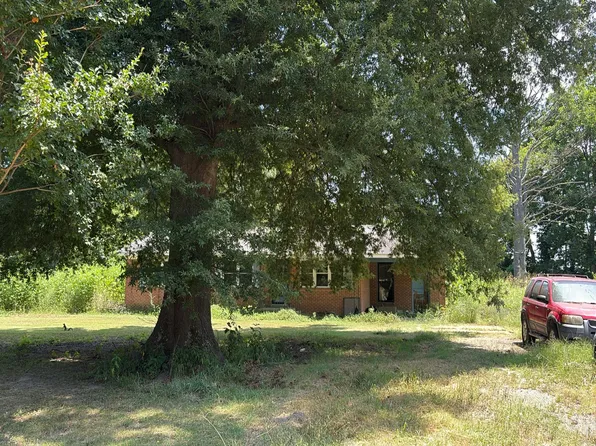 315 E Parkin Ave, Parkin, AR 72373