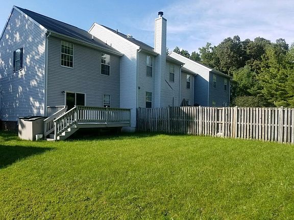 2nd image of 1829 Still Pond Way