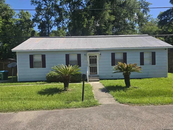 1160 Freeman Ln, Pt Allen, LA 70767