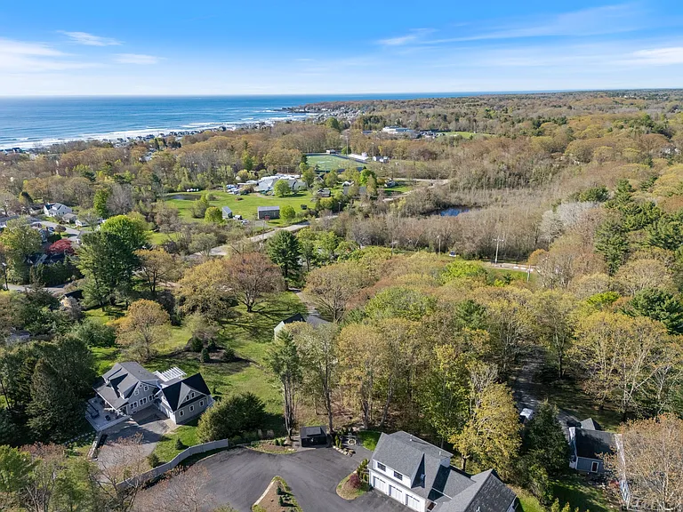 Enjoy being walking distance to Long Sands Beach.