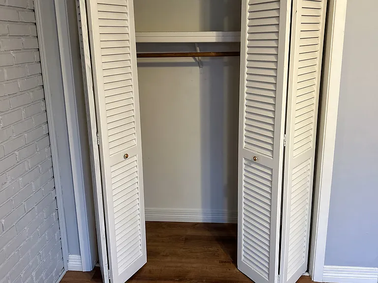 804 S Elm St #2 — Photo 6
