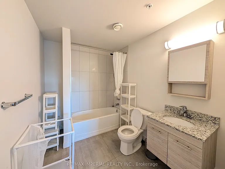 251 Hemlock St #526 — Photo 23