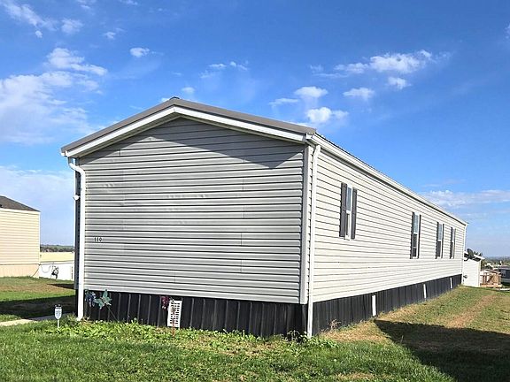 2nd image of 110 Laramie Trl