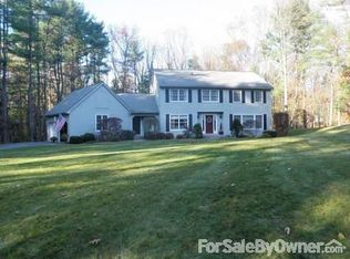 6 Birch Hill Rd, Ballston Lake, NY 12019