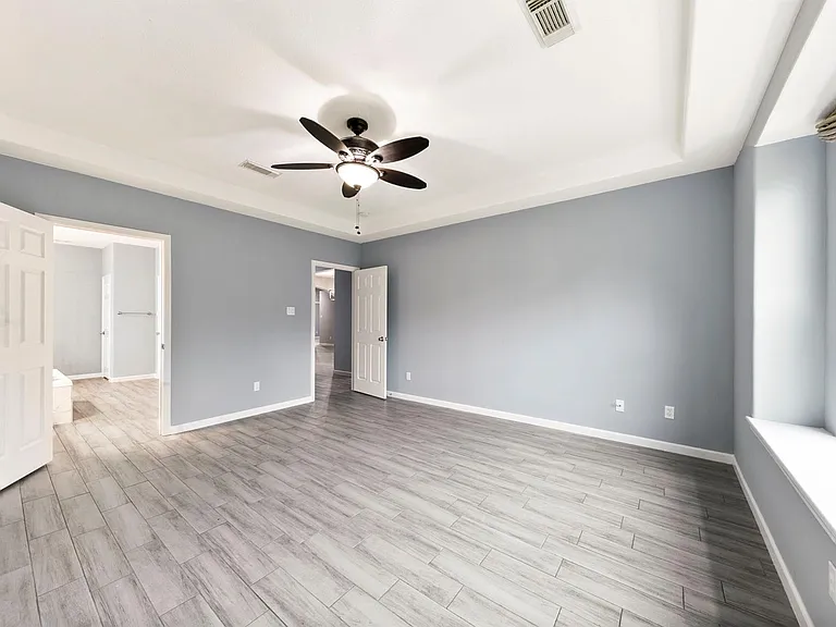 5707 Overton Park Dr — Photo 12