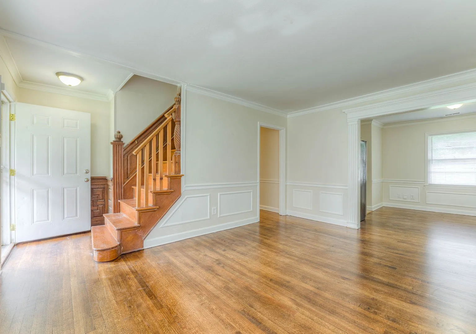 Large 5-Bedroom Home with Hardwood Floors & Fenced Yard — Photo 2