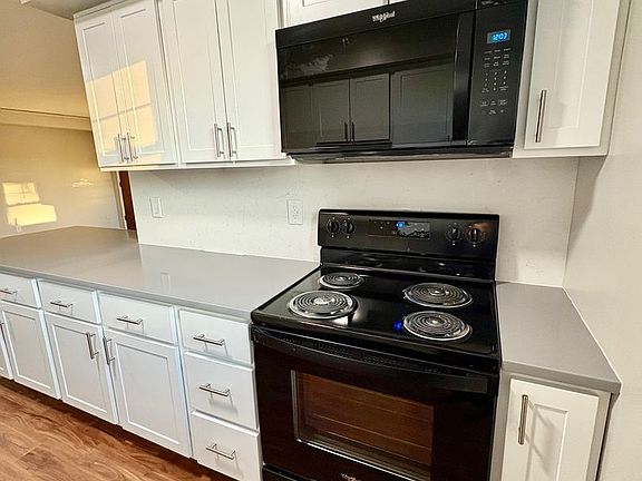4th image of 661 Mohawk Ave APT C2