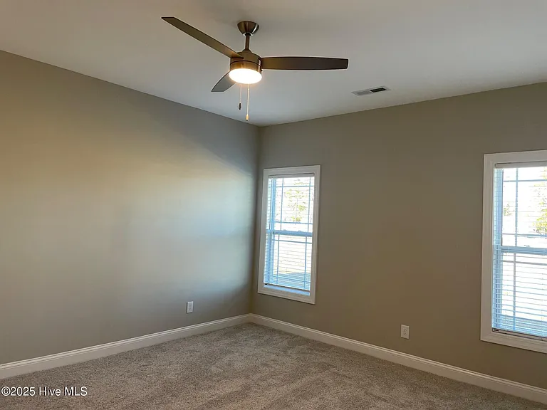 2308 Sweet Bay Dr #B — Photo 12