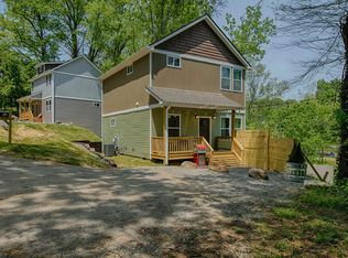 17 Woodland Ter, Asheville, NC 28806