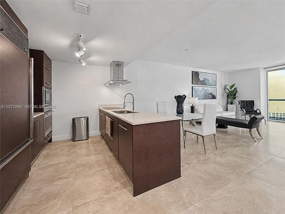 5th image of 495 Brickell Ave APT 2707