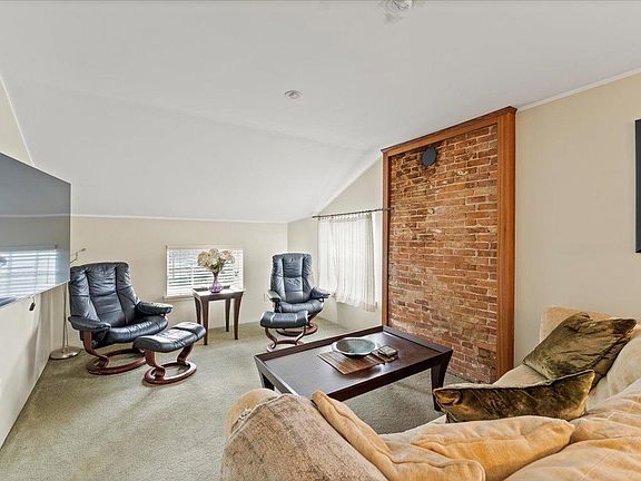 3rd image of 417 Broadway Unit 1