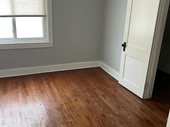 4th image of 21511 Hancock St