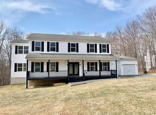 1212 Falls Rd, Bushkill, PA 18324