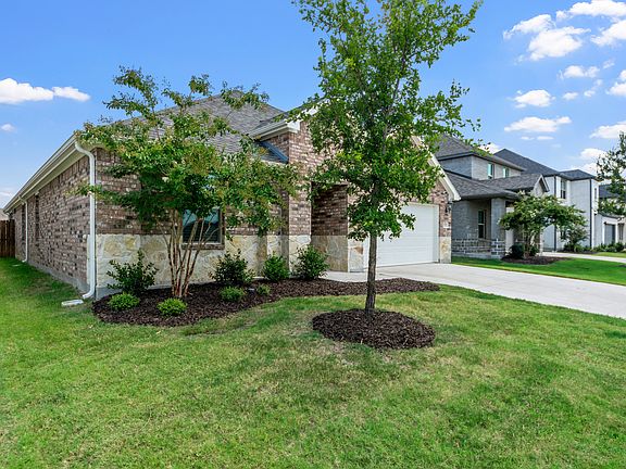 2nd image of 5203 Bellhurst Dr