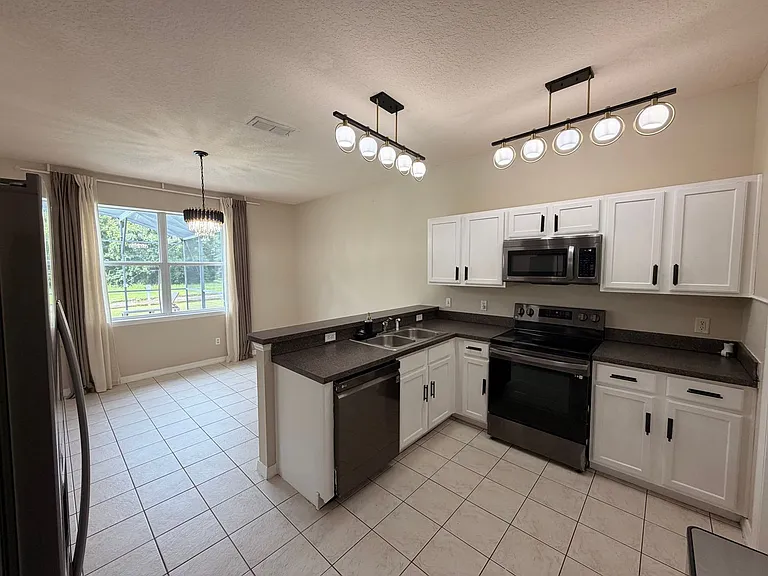 260 Blue Jay Way — Photo 3