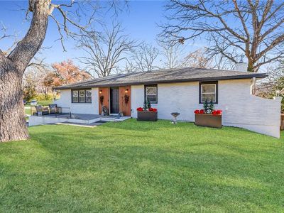 6425 NW Rock Garden Rd, Parkville, MO, 64152