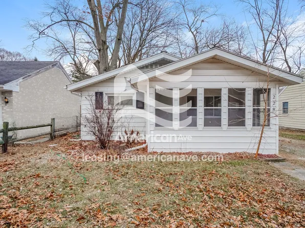 228 Leander Dr, Toledo, OH 43615