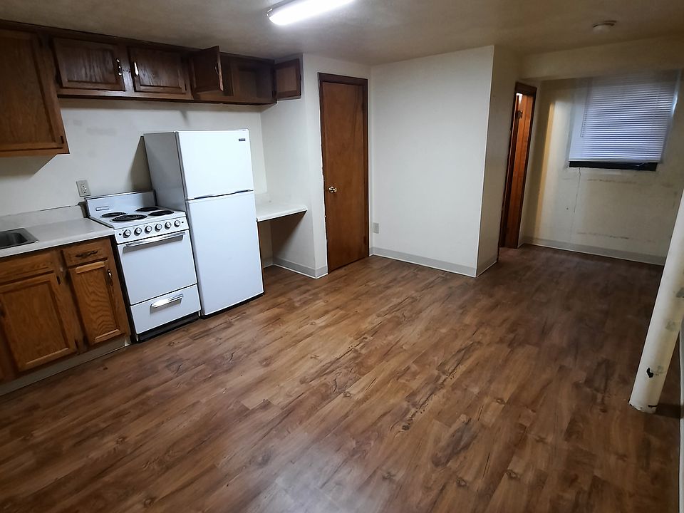 1st image of 501 E Crawford St #21