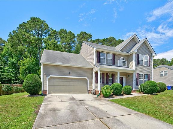 2nd image of 1019 English Oak Dr