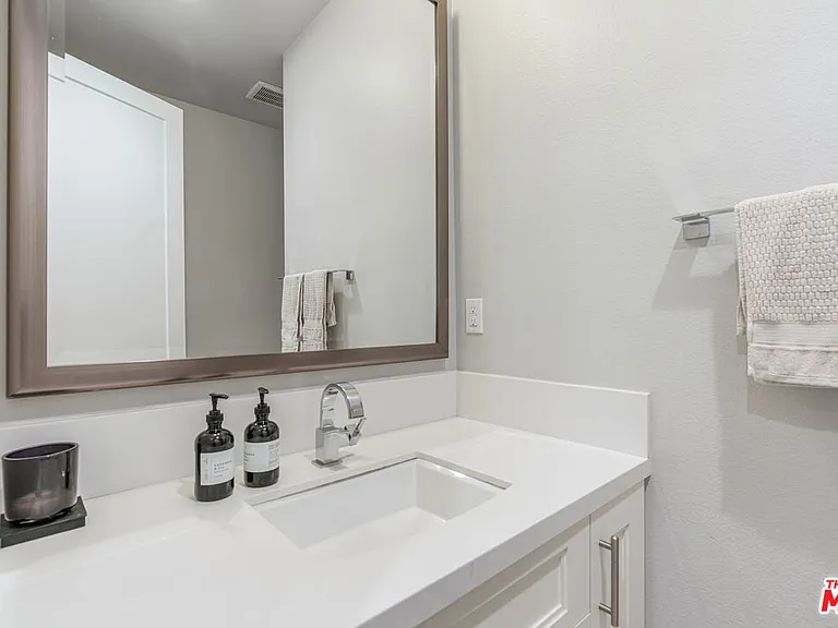 12646 W Seacoast Pl — Photo 16