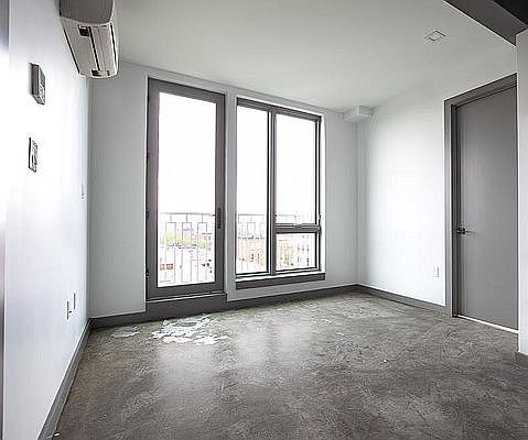 3rd image of 410 Tompkins Ave #4B