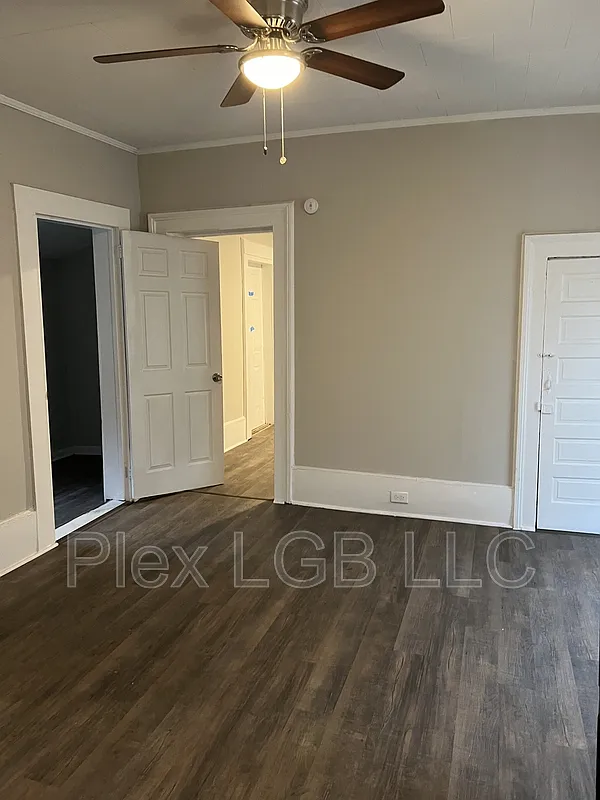 2 bed, 1.0 bath, 1066 sqft, $1,100 — Photo 4
