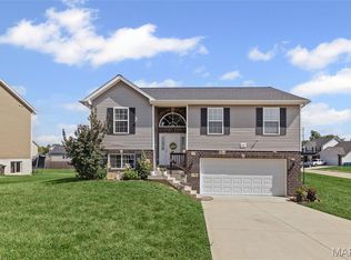 101 Shiloh Ridge Dr, Shiloh, IL 62221