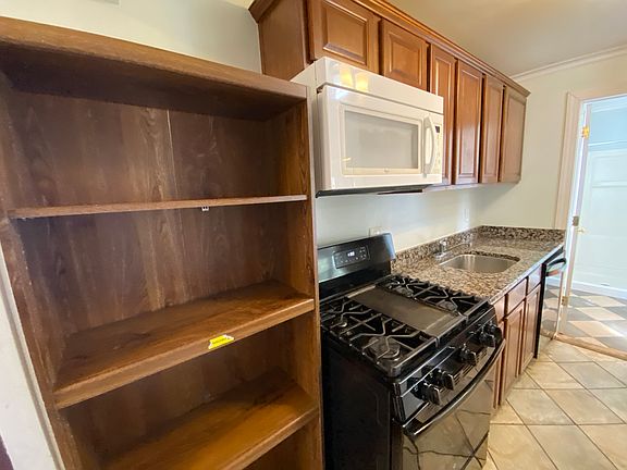 4th image of 1103 White St