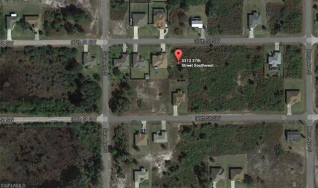 2nd image of 3313 37th St SW