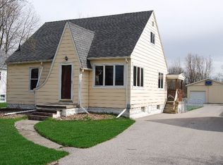 2458 Kosciuszko Ave, Bay City, MI 48708