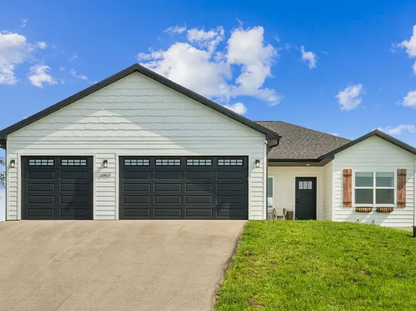 6904 Dreamer Ct, Platteville, WI 53818