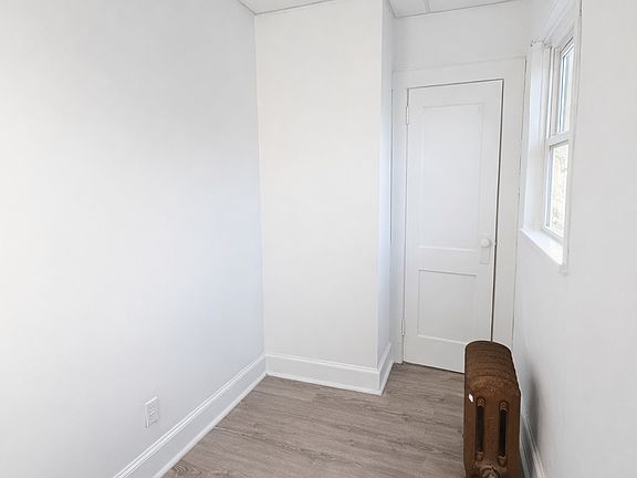5th image of 10 4th St Floor 2